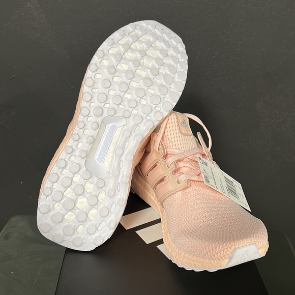 Brand new Adidas Ultraboost women’s shoes - Picture 5 of 6